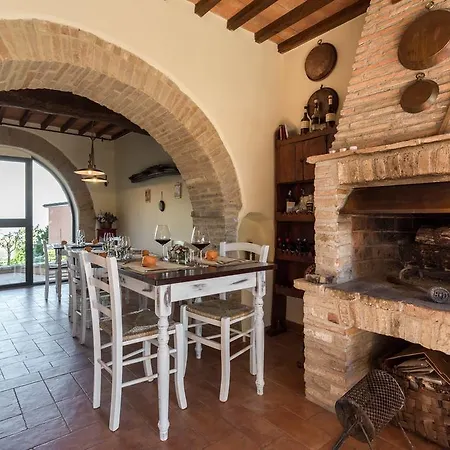 Country house Torre Valbiancara Montebagnolo