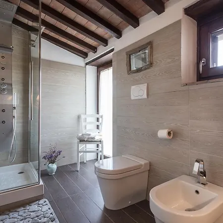 Torre Valbiancara Country house Montebagnolo